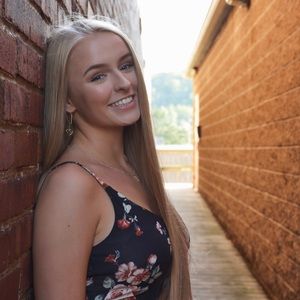 Meet your Posher, Loren